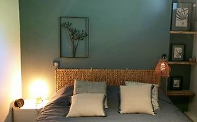Maison Douillette Au Coeur De Village Provencal